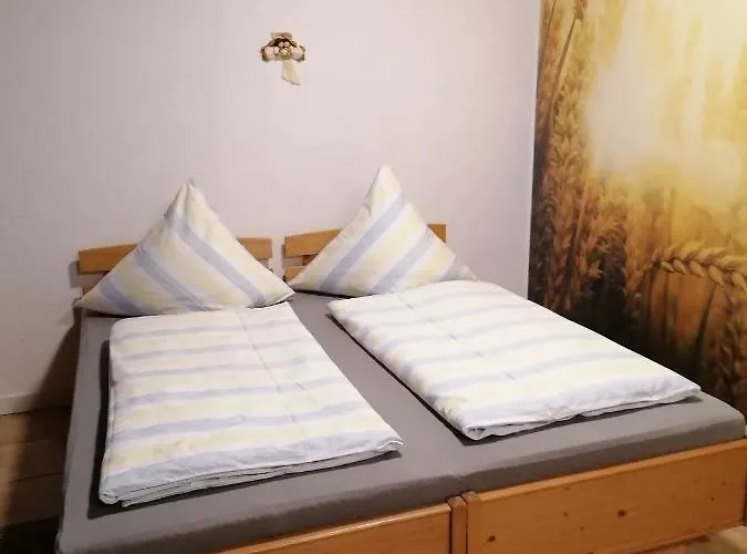 Schoene Im Herzen Von Apartamento Burgstadt